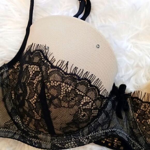 Daisy Fuentes Underwire Bra 34B Lace with Rhinestones - Picture 2 of 8